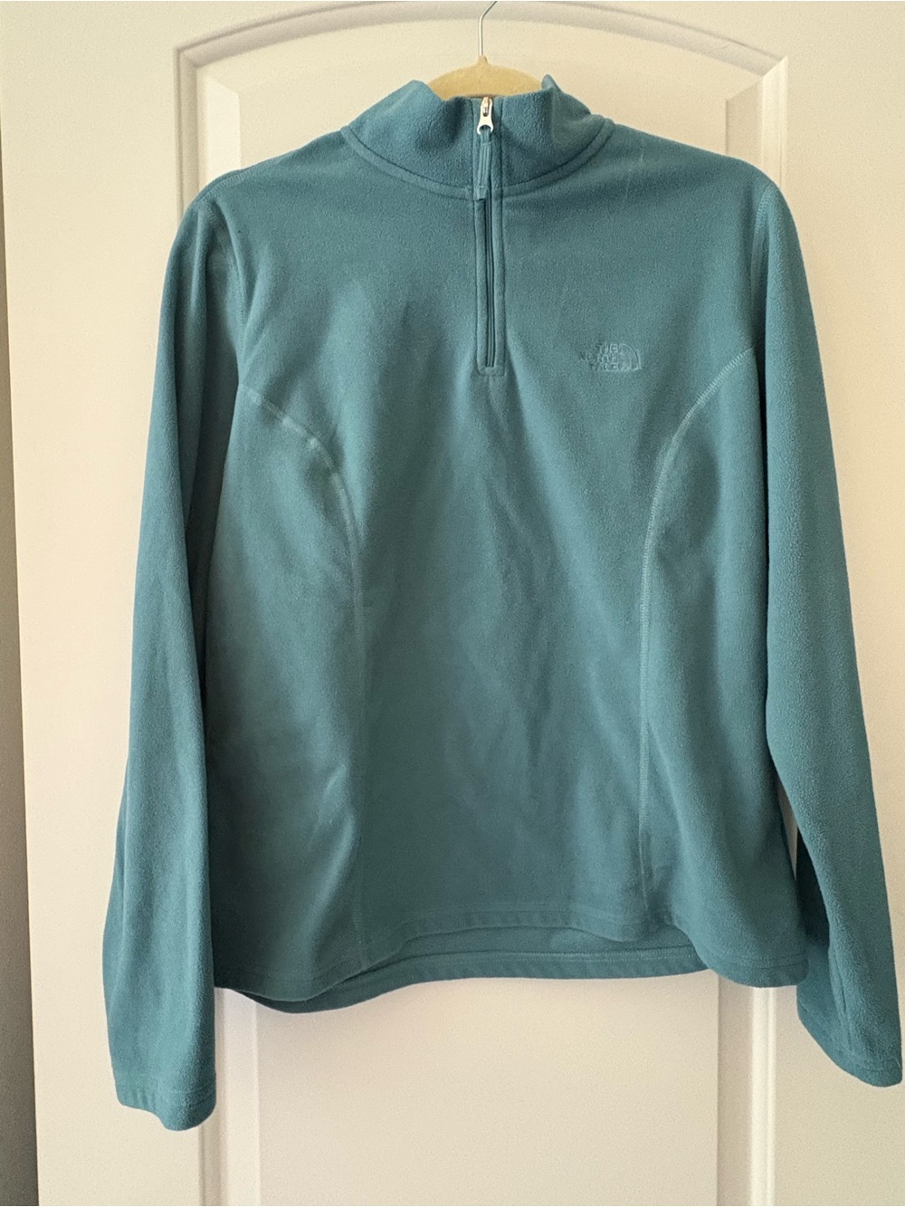 The North Face Men's Teal Half-Zip Fleece Pullover
